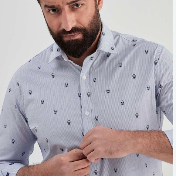 Robert Graham Button Front Skull Print Dress Shirt - Picture 1 of 8